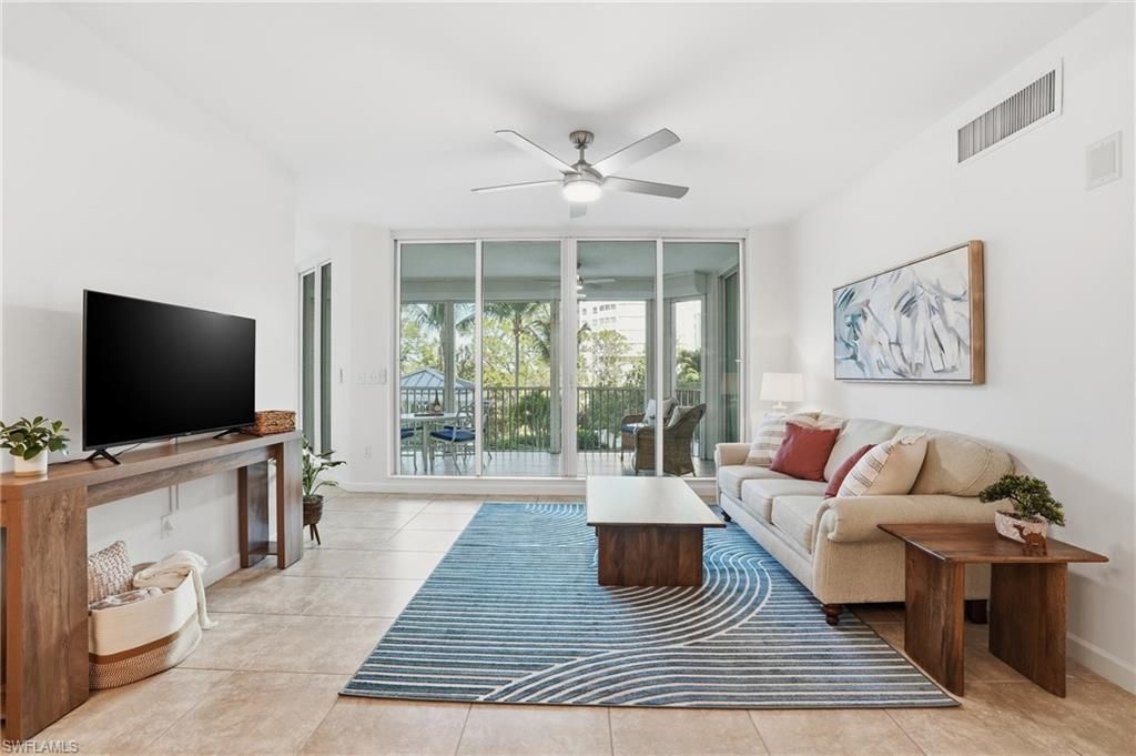 325 Dunes BLVD # 205, Naples, FL 34110