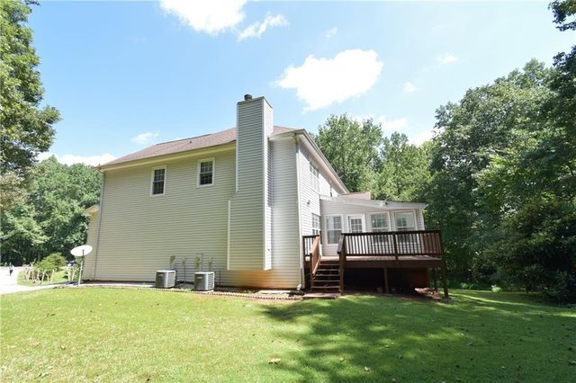 2030 Hunters Trail Drive, Lawrenceville, GA 30043