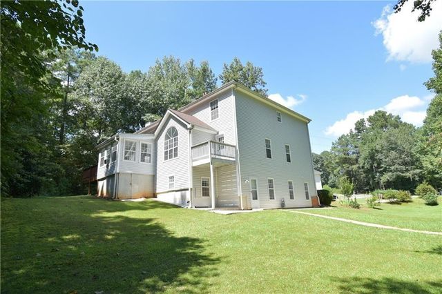 2030 Hunters Trail Drive, Lawrenceville, GA 30043