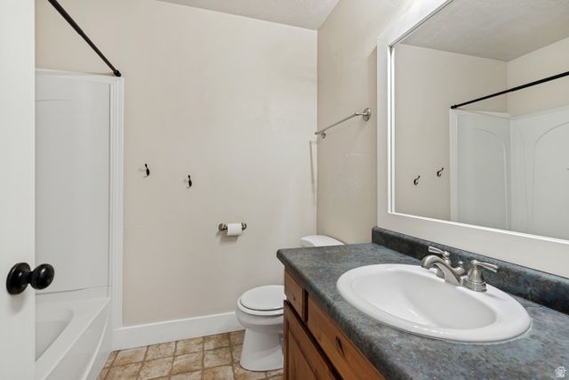 641 W SARATOGA CHASE DR, Saratoga Springs, UT 84045