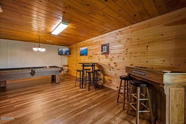 2086 Bluff Mountain Road, Sevierville, TN 37876