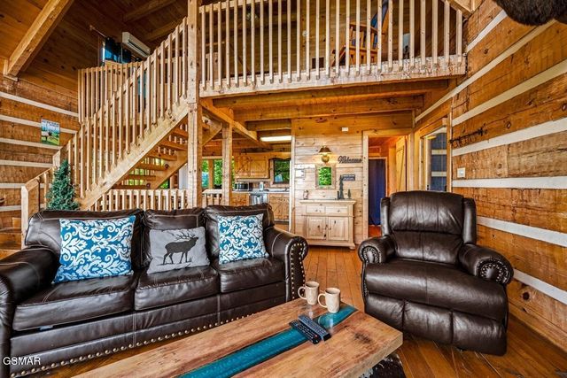 2086 Bluff Mountain Road, Sevierville, TN 37876
