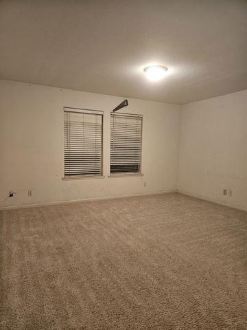 4712 W Celeste Avenue, Fresno, CA 93722