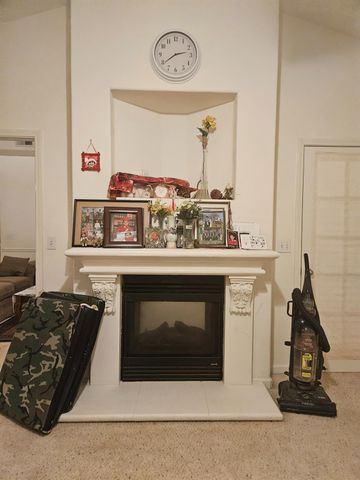 4712 W Celeste Avenue, Fresno, CA 93722