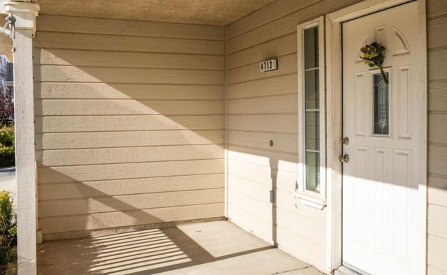 4712 W Celeste Avenue, Fresno, CA 93722