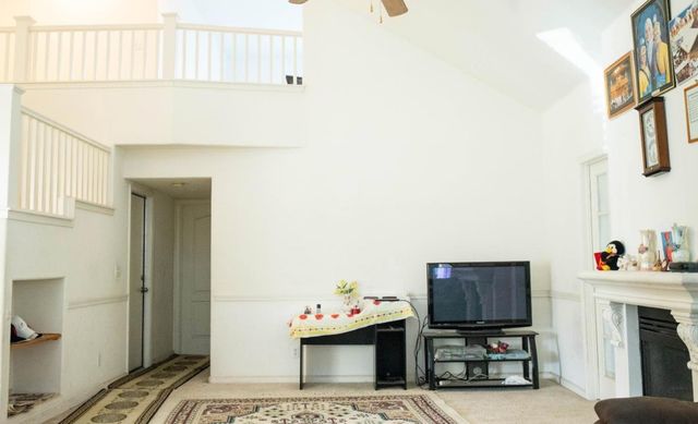 4712 W Celeste Avenue, Fresno, CA 93722