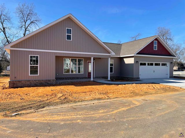 118 Pecan St, Cochran, GA 31014