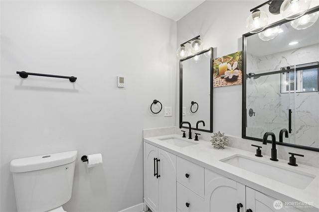 1927 42nd Avenue SW, Seattle, WA 98116