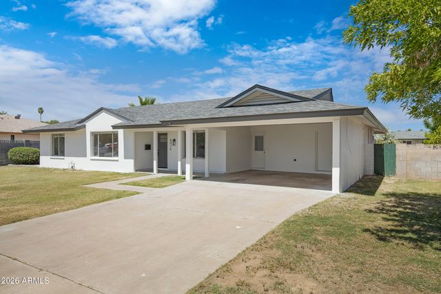 8426 E MONTEREY Way, Scottsdale, AZ 85251