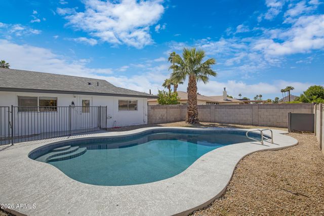 8426 E MONTEREY Way, Scottsdale, AZ 85251