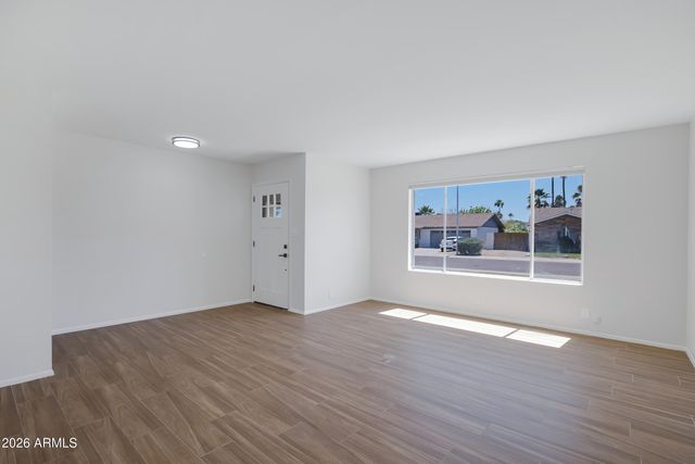 8426 E MONTEREY Way, Scottsdale, AZ 85251
