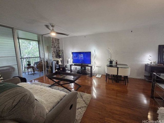 95-227 Waikalani Drive A1204, Mililani, HI 96789