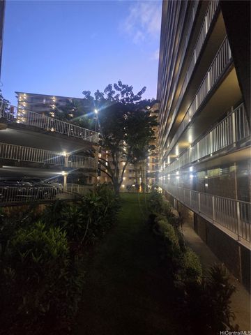 95-227 Waikalani Drive A1204, Mililani, HI 96789