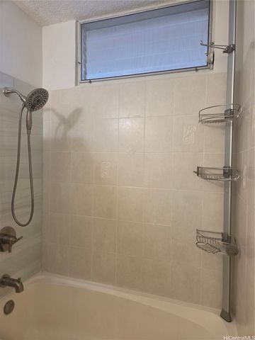 95-227 Waikalani Drive A1204, Mililani, HI 96789