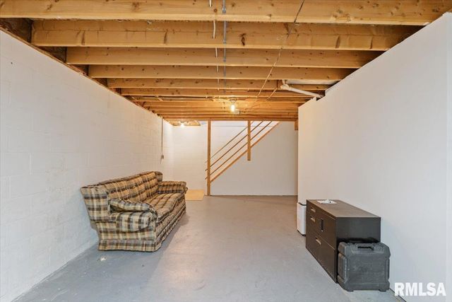 3610 73RD Street, Moline, IL 61265