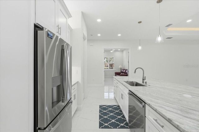 517 HOME COMING WAY, Polk City, FL 33868