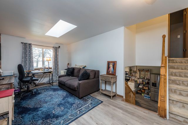 129 CENTENNIAL Drive, Hainesville, IL 60073