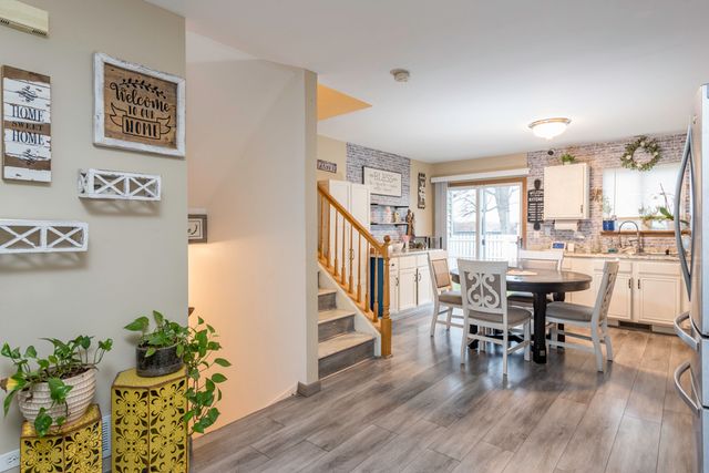 129 CENTENNIAL Drive, Hainesville, IL 60073