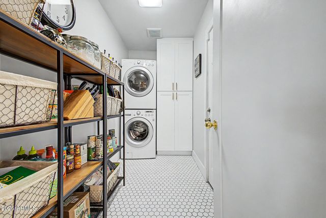 4129 E INDIANOLA Avenue, Phoenix, AZ 85018
