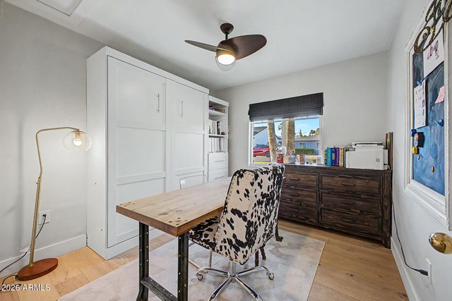 4129 E INDIANOLA Avenue, Phoenix, AZ 85018