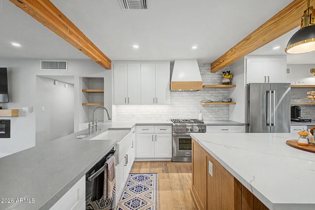 4129 E INDIANOLA Avenue, Phoenix, AZ 85018