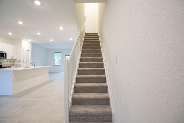 204 SE 10th Ct 204, Florida City, FL 33034