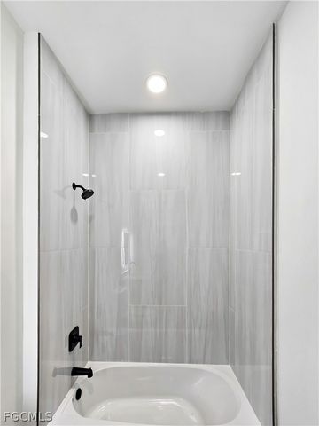 4113 Kismet PKWY W, Cape Coral, FL 33993