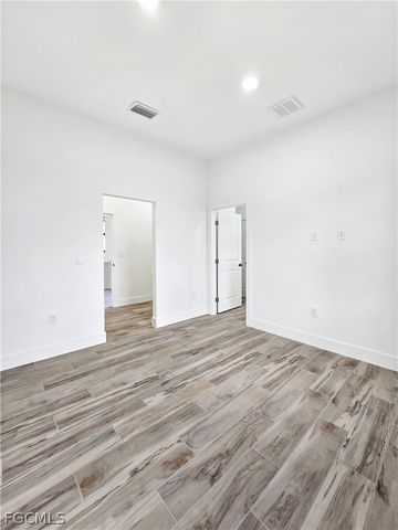 4113 Kismet PKWY W, Cape Coral, FL 33993