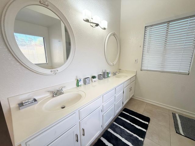 10938 W Poinsettia Drive, Avondale, AZ 85392