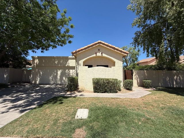 10938 W Poinsettia Drive, Avondale, AZ 85392