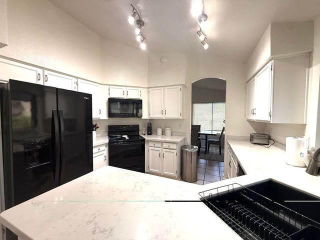 10938 W Poinsettia Drive, Avondale, AZ 85392