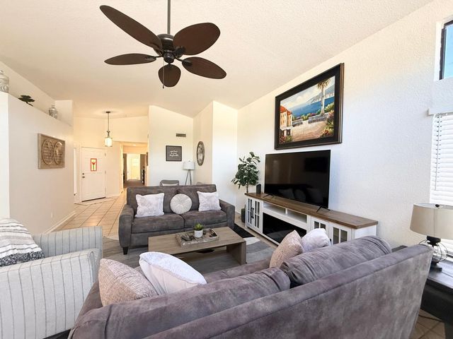 10938 W Poinsettia Drive, Avondale, AZ 85392