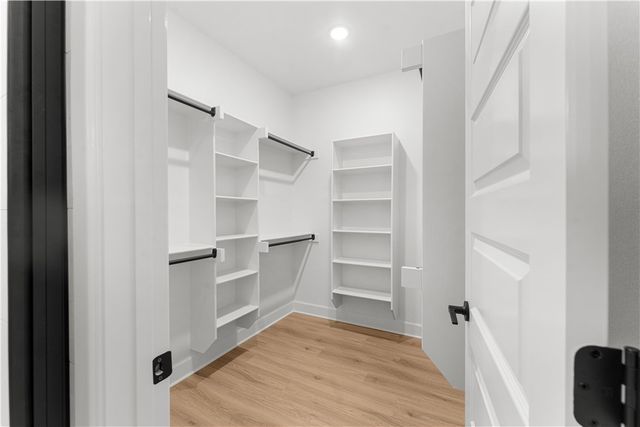 6908 SW Basswood Avenue, Bentonville, AR 72713