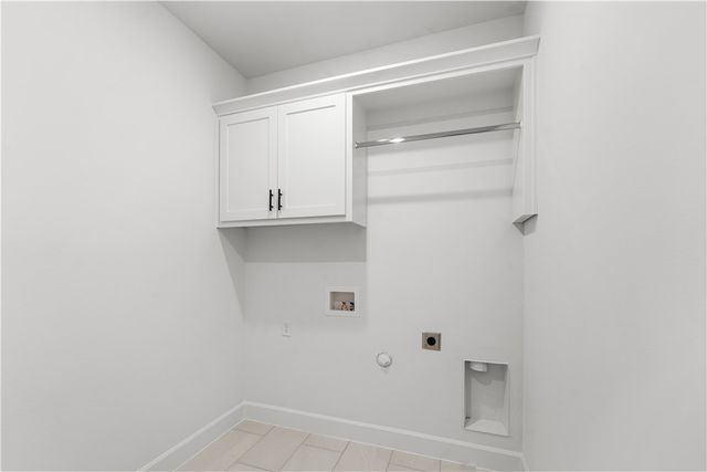 6908 SW Basswood Avenue, Bentonville, AR 72713