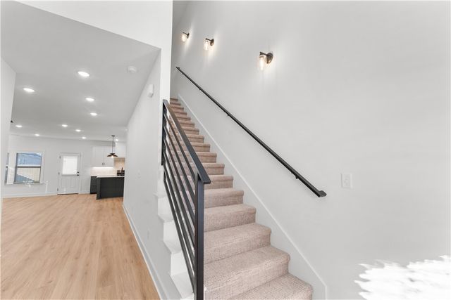 6908 SW Basswood Avenue, Bentonville, AR 72713