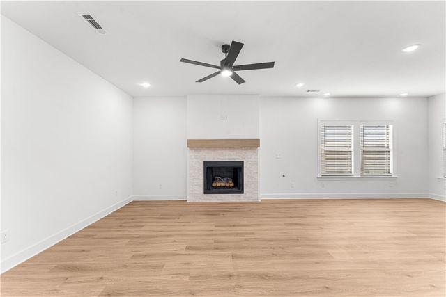 6908 SW Basswood Avenue, Bentonville, AR 72713