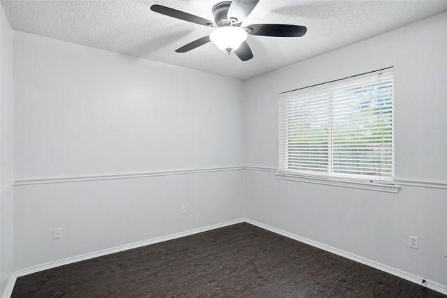 910 York Street, Forney, TX 75126