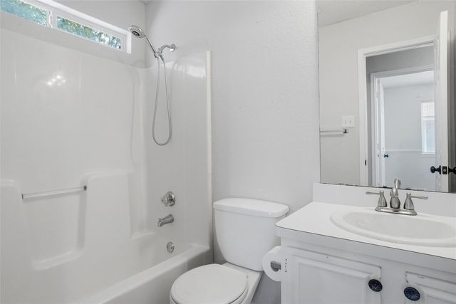 910 York Street, Forney, TX 75126