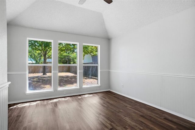910 York Street, Forney, TX 75126