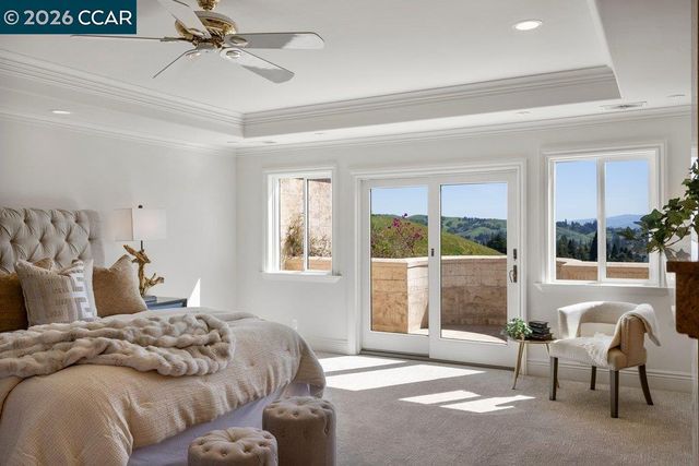 251 Santiago Ln, Danville, CA 94526