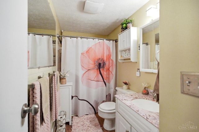 5855 Winchester Drive, Miami Twp, OH 45150