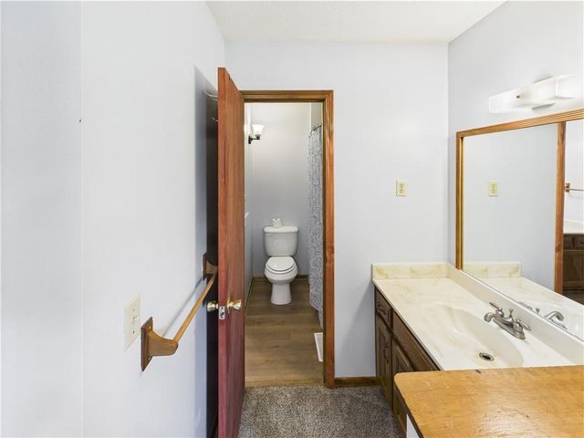 240 SE 121st Road, Warrensburg, MO 64093