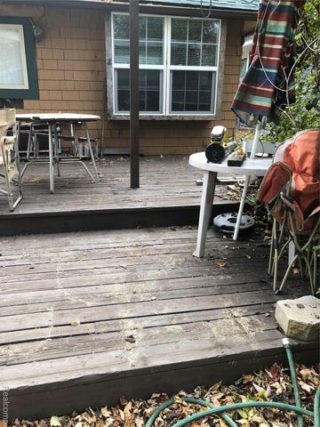 8304 Arlis Street, Commerce Charter Township, MI 48382