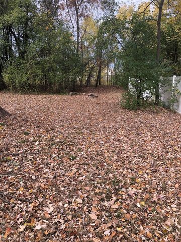 8304 Arlis Street, Commerce Charter Township, MI 48382