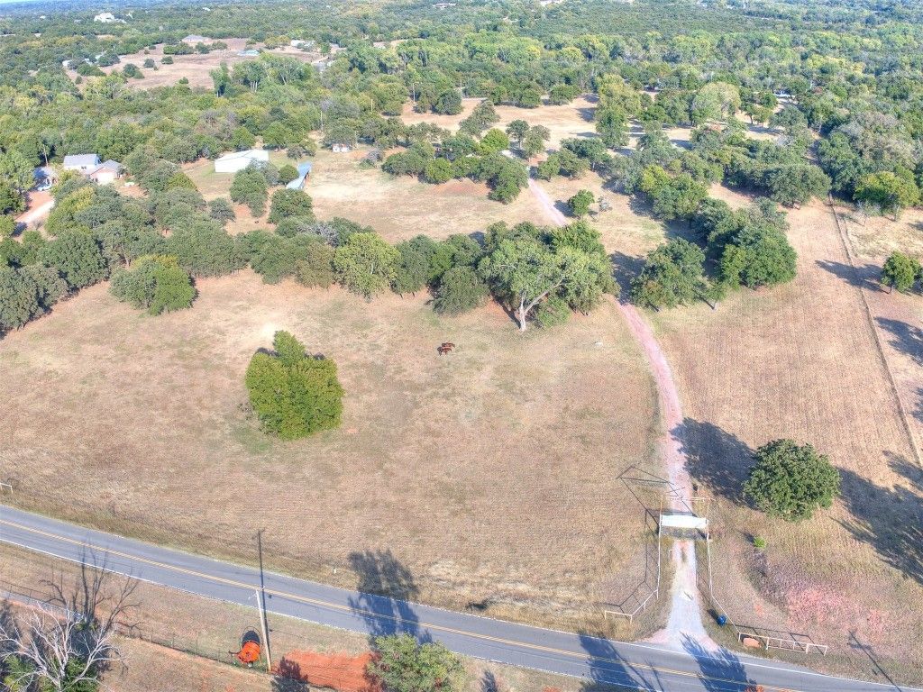 6802 N Coltrane Road, Oklahoma City, OK 73121