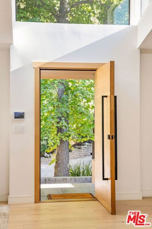 2450 Nalin Drive, Los Angeles, CA 90077 — photo 5