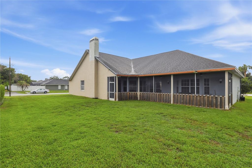 Image 3 of property listing at 20312 MAXIM PKWY, Orlando, FL 32833