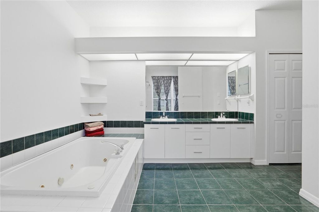 Image 28 of property listing at 20312 MAXIM PKWY, Orlando, FL 32833