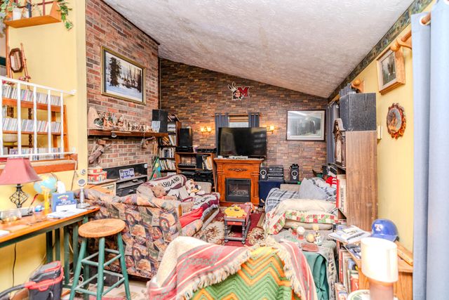 1667 Jackson Drive, Morehead, KY 40351