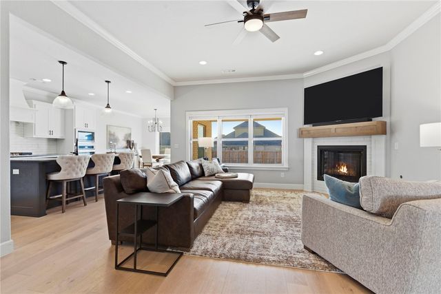 231 Ambry Loop, Centerton, AR 72719